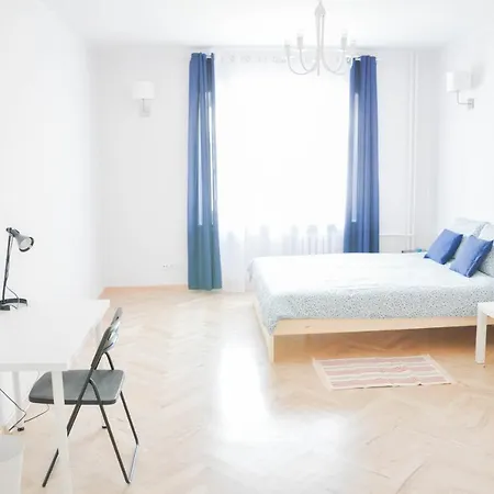 Halo Centre Hostel