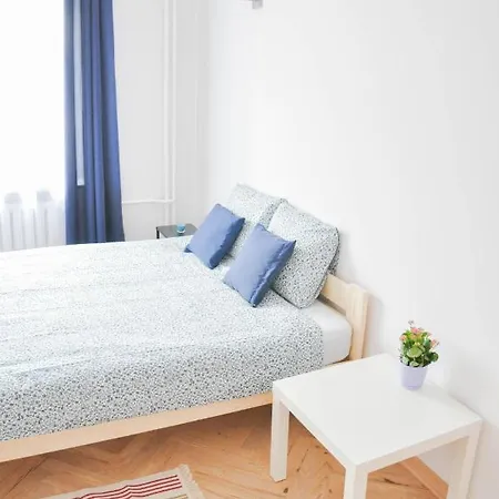 Halo Centre بيت شباب